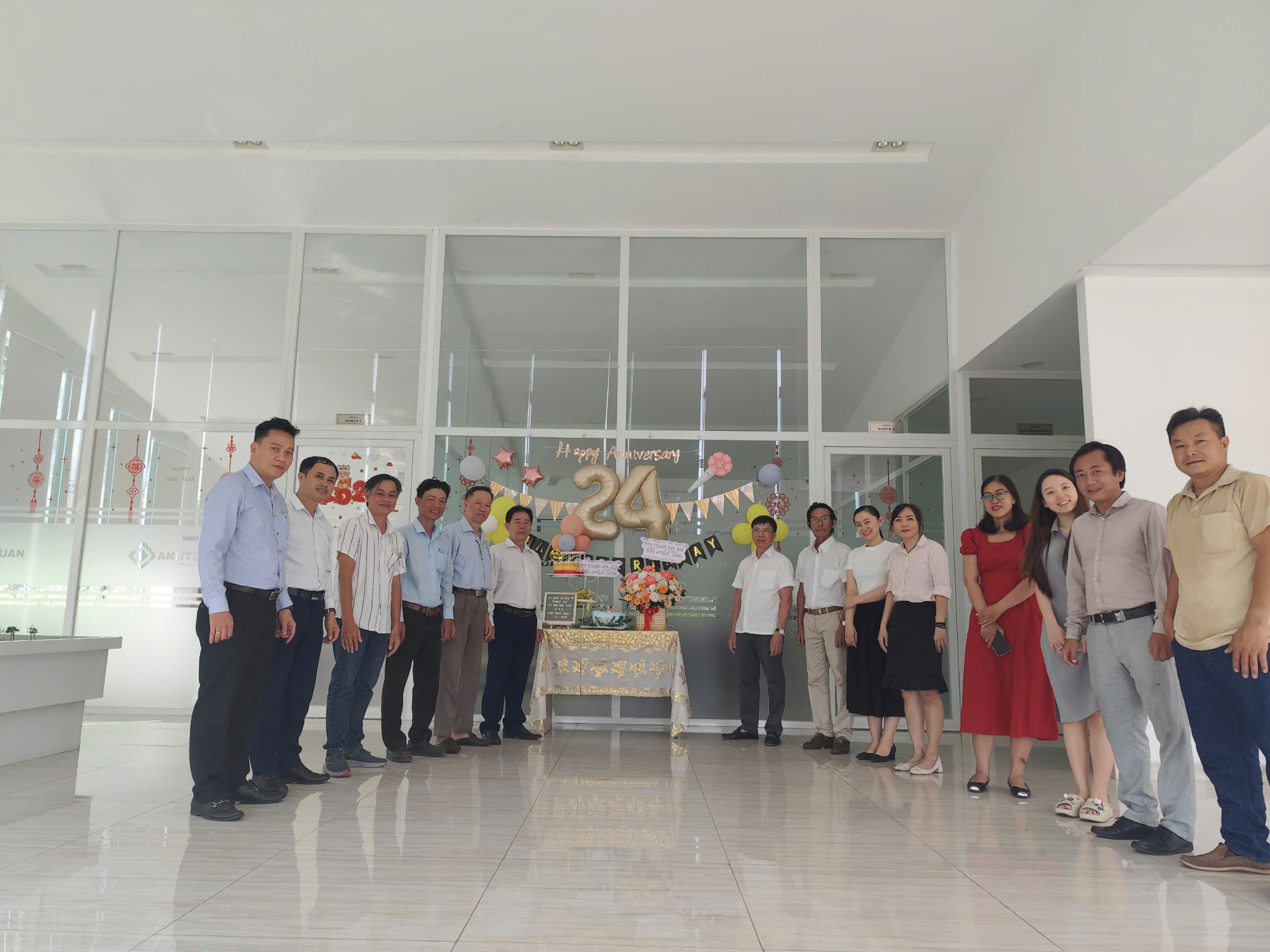 KỶ NIỆM 24 NĂM THÀNH LẬP CÔNG TY THÀNH VIÊN NHÀ ANH TUẤN