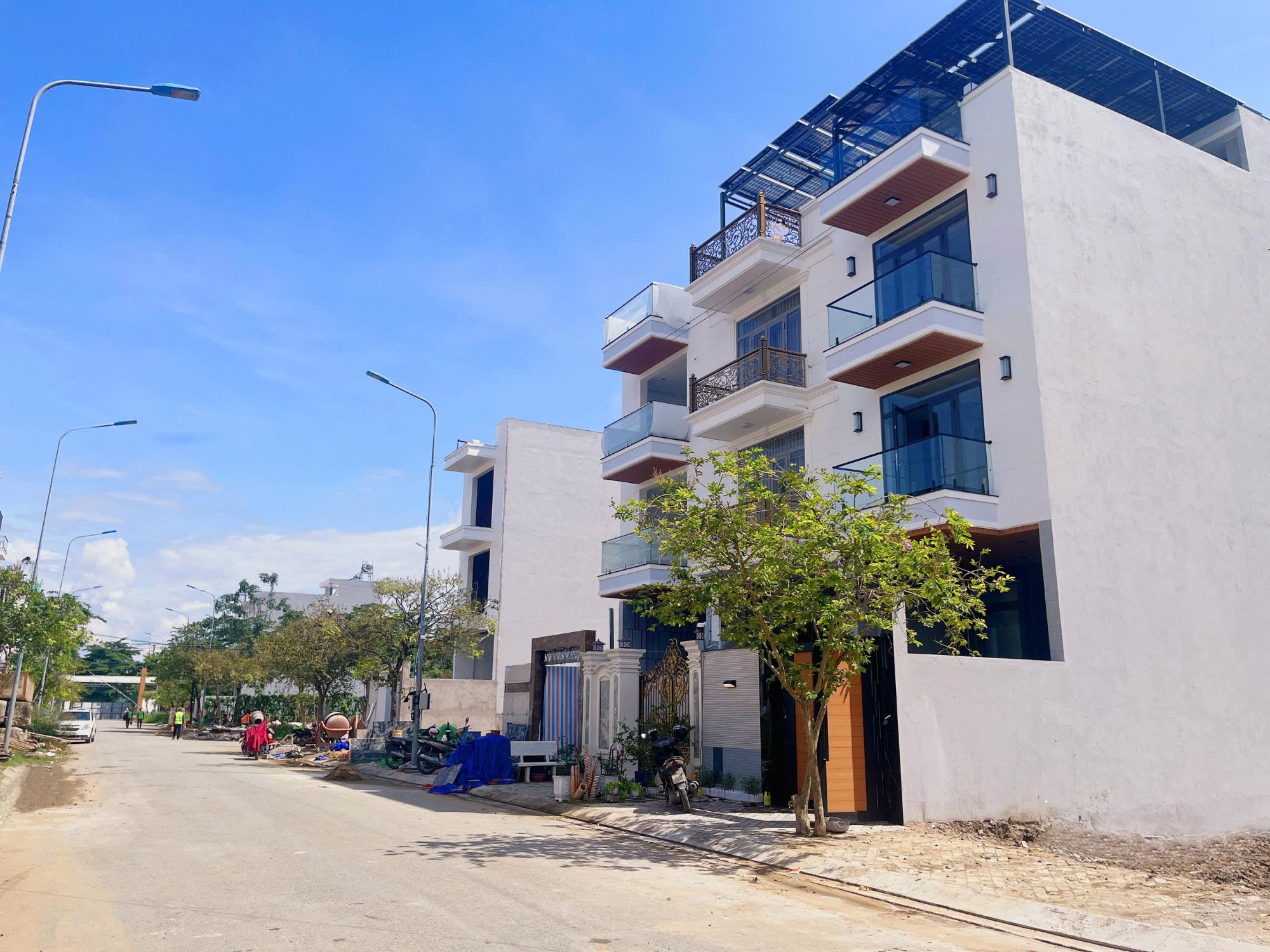 Nhung can Nha pho Lotus Residences hoan thien khang trang 3